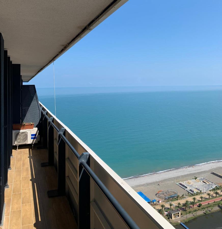 Black Sea Aparthotel Orbi City Batumi Exterior foto